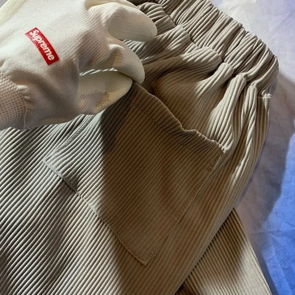 Dress type pants - Picture 3 of 4